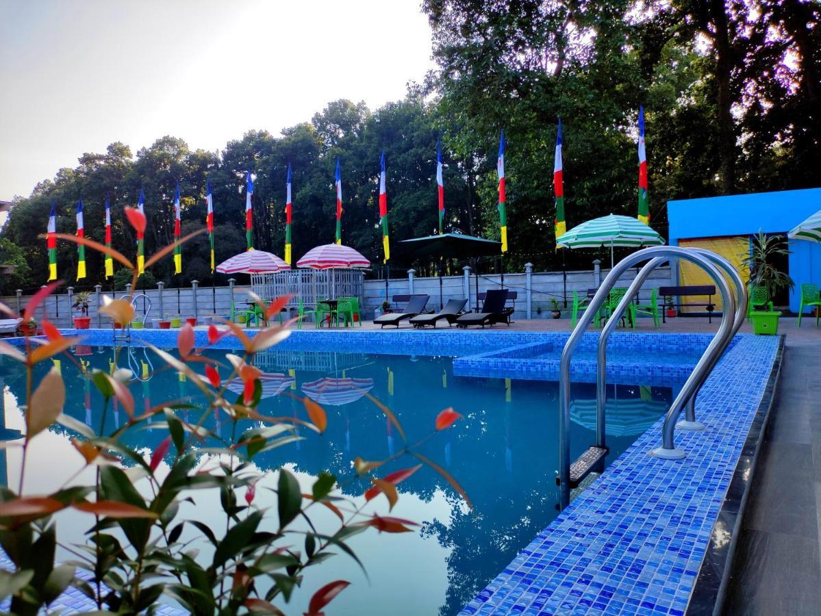 Green Vista Resort Chālsa Buitenkant foto