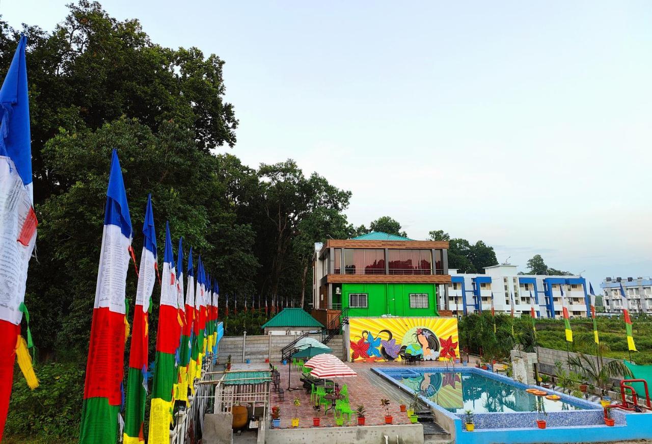 Green Vista Resort Chālsa Buitenkant foto